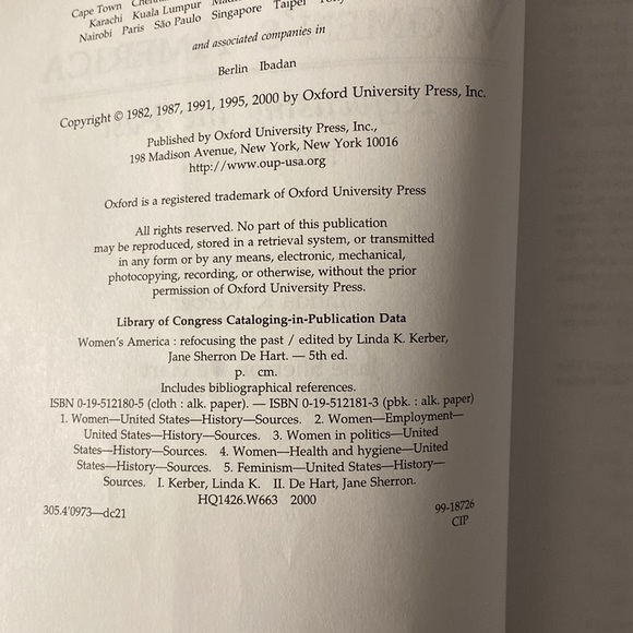 Women's America: Refocusing the Past Fifth Edition Edited by Linda K. Kerber - Picture 3 of 7